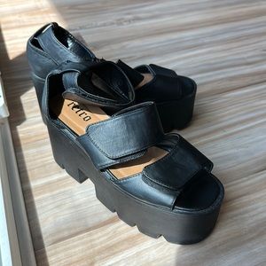 Dolls Kill Black Platform Sandals
